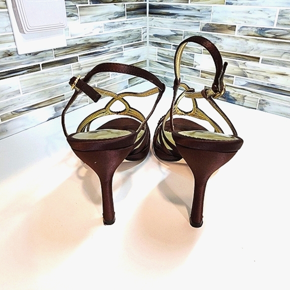 NINA Evening Heels - Picture 4 of 5